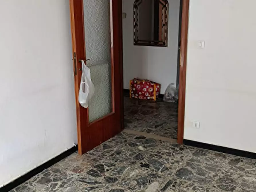 Immagine 3 di Appartamento in vendita  in Via Margotti a San Remo