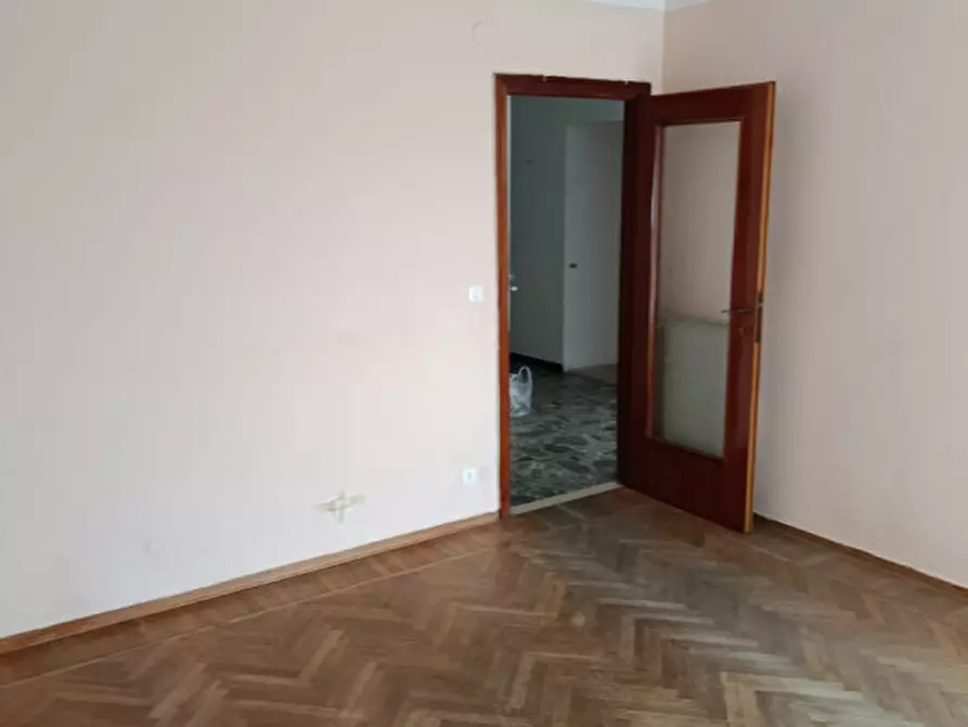 Immagine 13 di Appartamento in vendita  in Via Margotti a San Remo