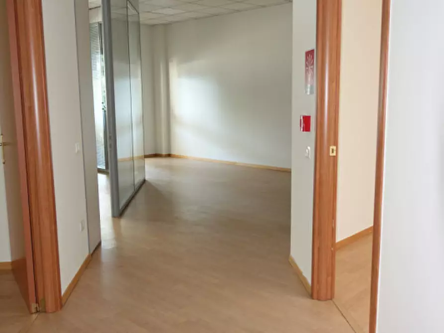 Immagine 10 di Capannone industriale in affitto  in Mezzocorona, via del Teroldego a Mezzocorona