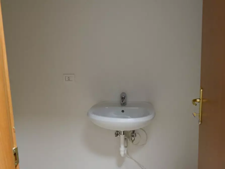 Immagine 20 di Capannone industriale in affitto  in Mezzocorona, via del Teroldego a Mezzocorona