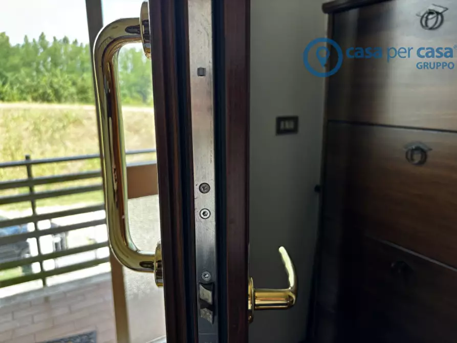 Immagine 19 di Casa indipendente in vendita  a Rovigo