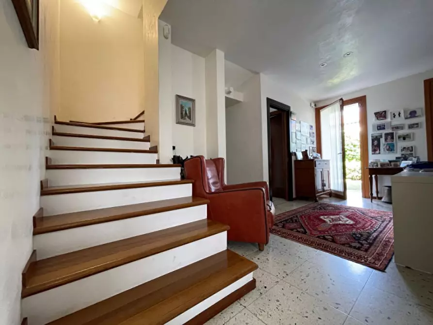Immagine 14 di Casa bifamiliare in vendita  a Montebelluna