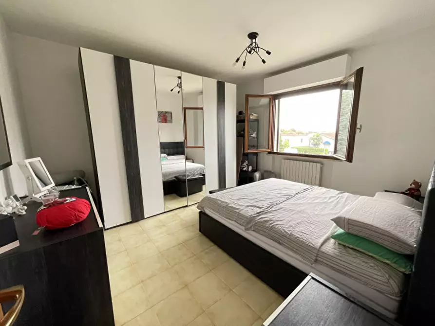 Immagine 9 di Appartamento in vendita  a Suzzara