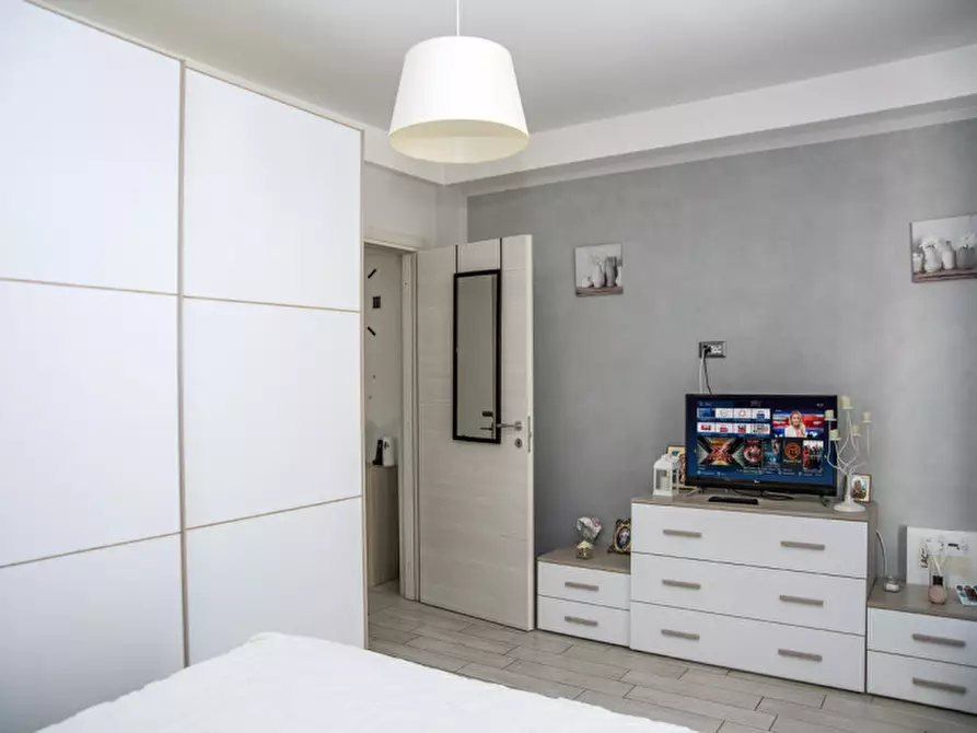 Immagine 13 di Villa in vendita  in Via Dora Baltea a Verona
