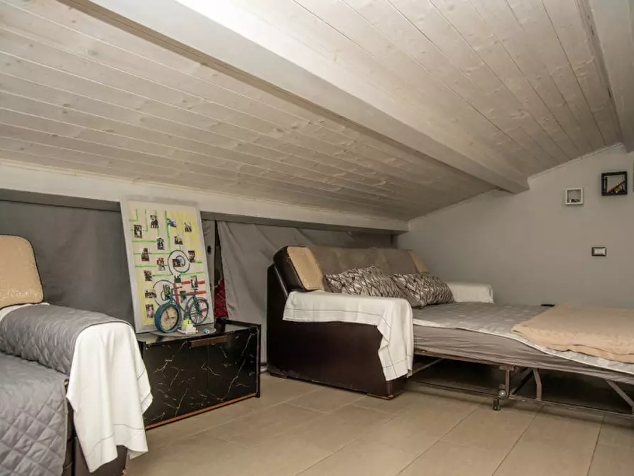 Immagine 21 di Villa in vendita  in Via Dora Baltea a Verona