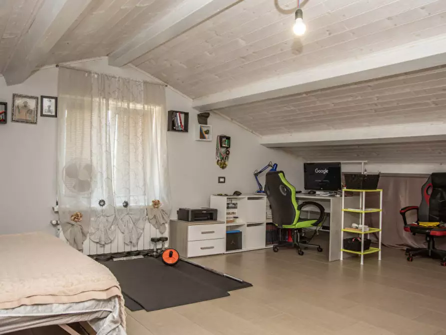 Immagine 23 di Villa in vendita  in Via Dora Baltea a Verona