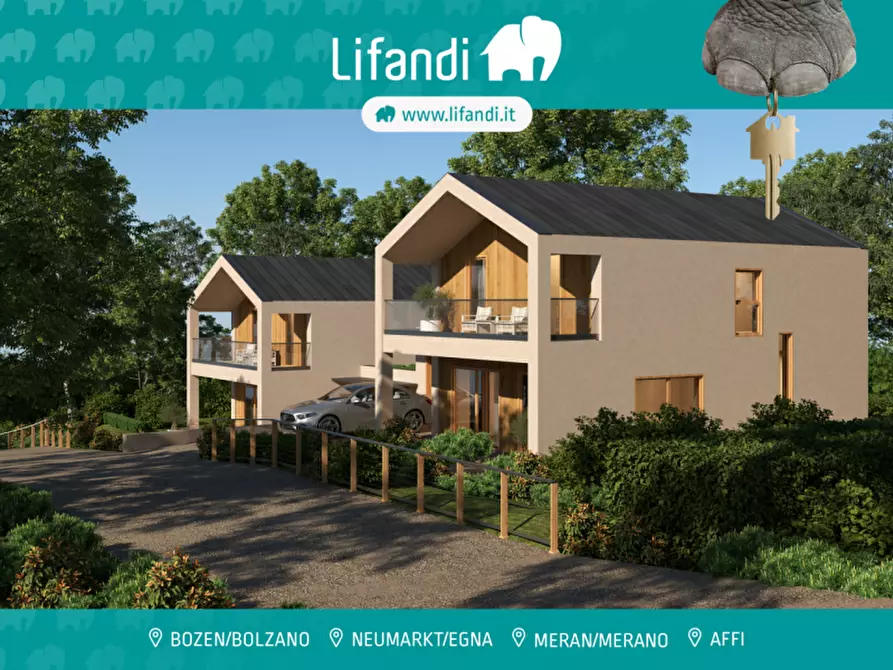 Immagine 1 di Villa in vendita  a Borgo D'anaunia