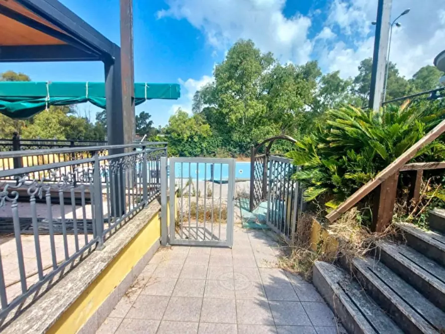 Immagine 6 di Negozio in vendita  in Via Ferdinando Neri, Aranova RM, Italia a Fiumicino