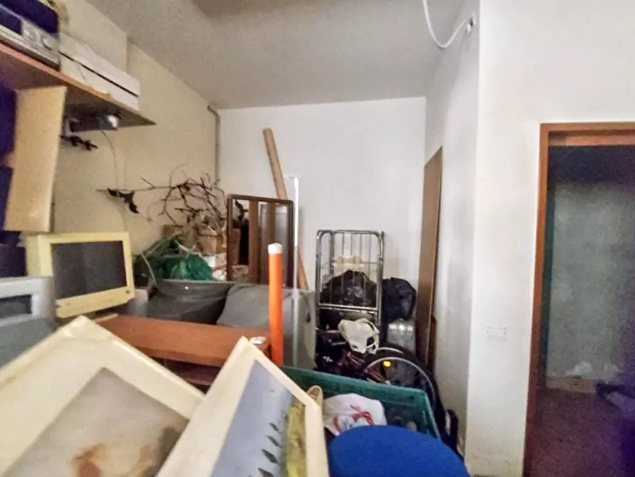 Immagine 14 di Negozio in vendita  in Via Ferdinando Neri, Aranova RM, Italia a Fiumicino