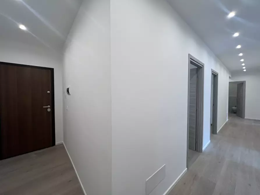 Immagine 21 di Camera in affitto  in Via Prepositura a Trento