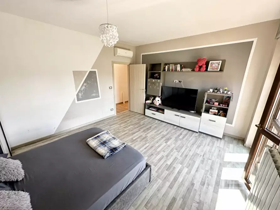 Immagine 18 di Appartamento in vendita  in Via Carpi 2/d a Rondissone