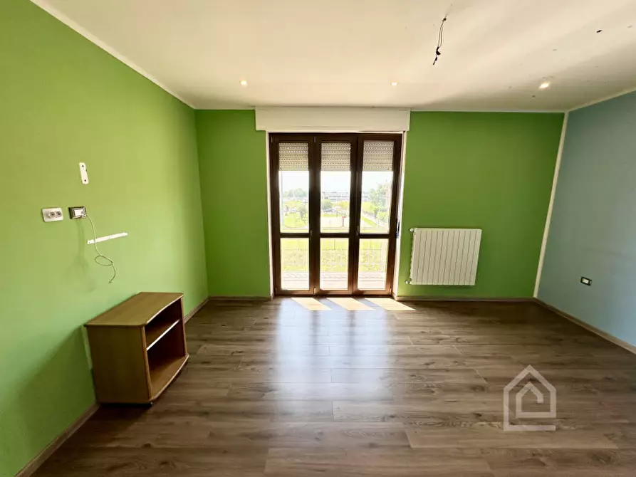 Immagine 21 di Appartamento in vendita  in Via Carpi 2/d a Rondissone