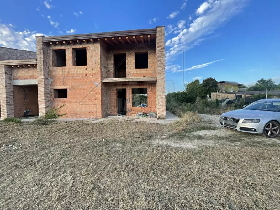 Immagine 11 di Casa bifamiliare in vendita  in Via Roma a Ospedaletto Euganeo