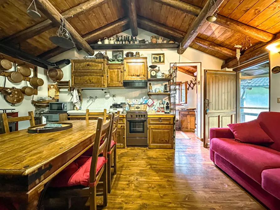 Immagine 3 di Casa indipendente in vendita  in Frazione Gabbio a Varallo