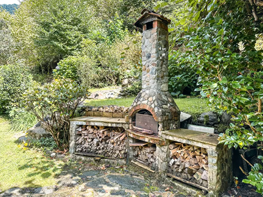 Immagine 10 di Casa indipendente in vendita  in Frazione Gabbio a Varallo