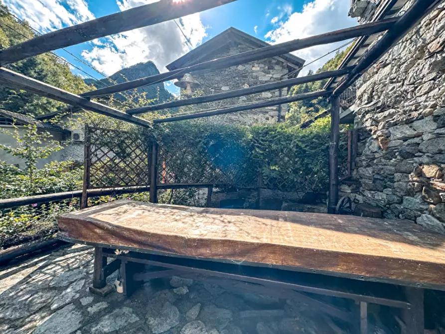Immagine 17 di Casa indipendente in vendita  in Frazione Gabbio a Varallo