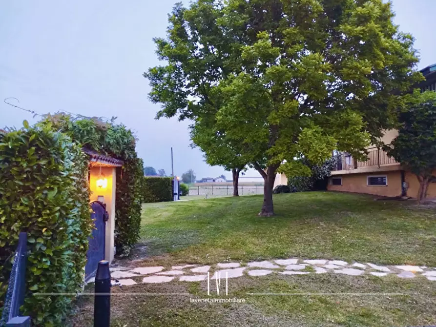 Immagine 49 di Casa indipendente in vendita  in Via Triestina Bassa 202 a Eraclea