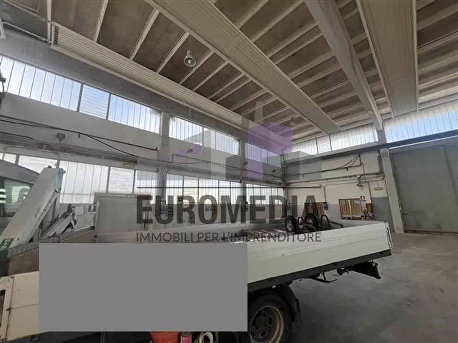 Immagine 6 di Capannone industriale in vendita  in Via A. Manzoni a Montecchio Maggiore