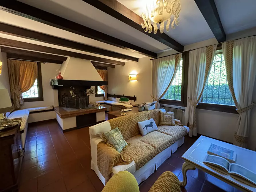 Immagine 11 di Villa in vendita  in Via Molinetto a Romano D'ezzelino