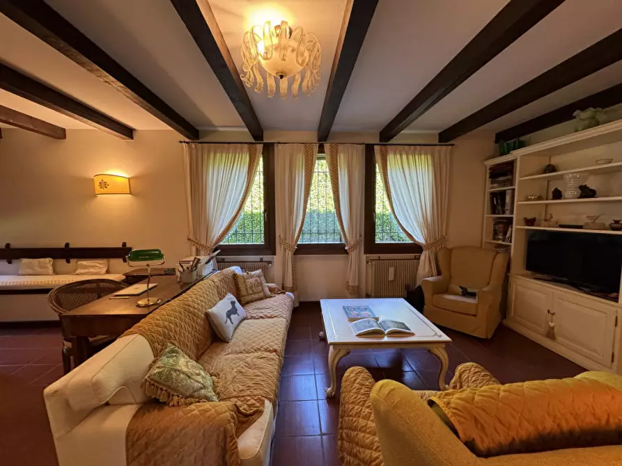 Immagine 13 di Villa in vendita  in Via Molinetto a Romano D'ezzelino