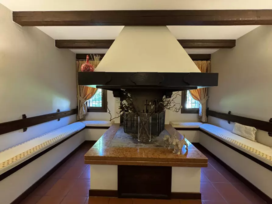 Immagine 14 di Villa in vendita  in Via Molinetto a Romano D'ezzelino