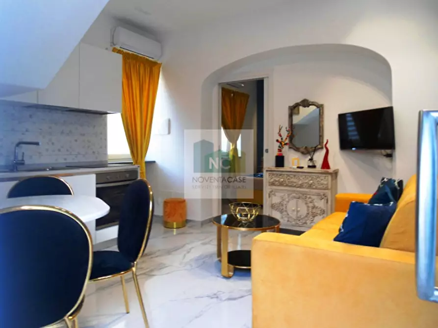 Immagine 3 di Casa bifamiliare in vendita  in Corso Angelo Rizzoli a Lacco Ameno