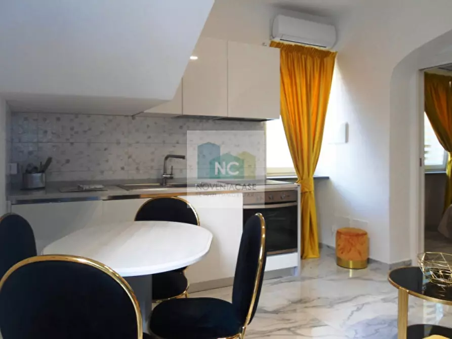 Immagine 5 di Casa bifamiliare in vendita  in Corso Angelo Rizzoli a Lacco Ameno