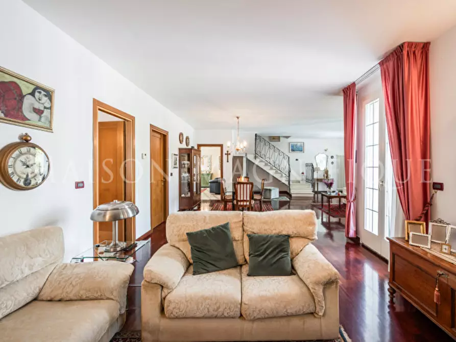 Immagine 12 di Casa bifamiliare in vendita  in Via delle Viole a Vigarano Mainarda