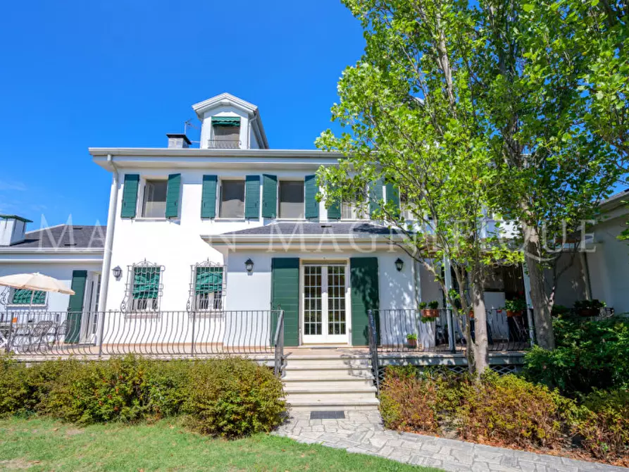 Immagine 60 di Casa bifamiliare in vendita  in Via delle Viole a Vigarano Mainarda