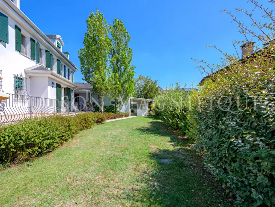 Immagine 62 di Casa bifamiliare in vendita  in Via delle Viole a Vigarano Mainarda
