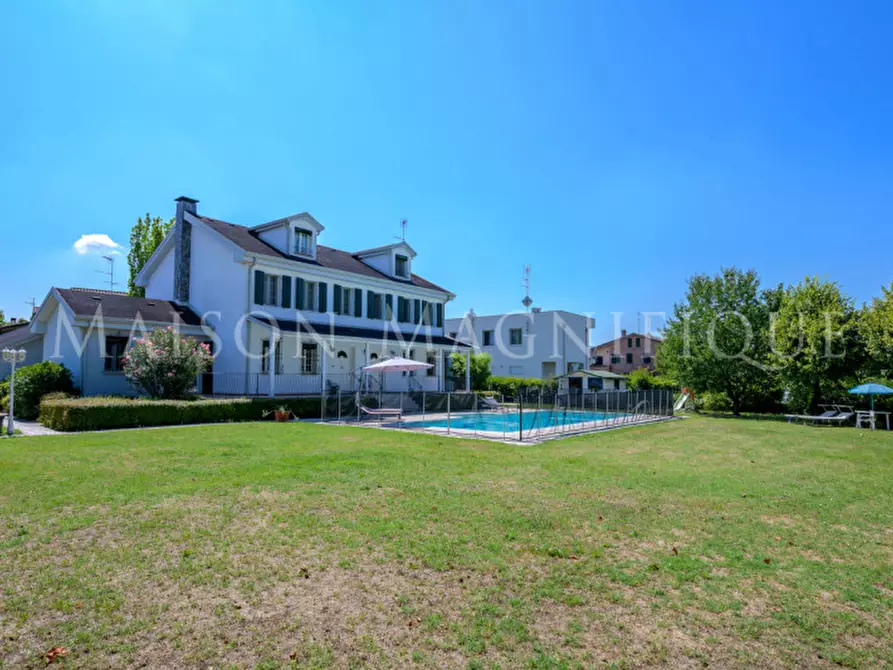 Immagine 70 di Casa bifamiliare in vendita  in Via delle Viole a Vigarano Mainarda