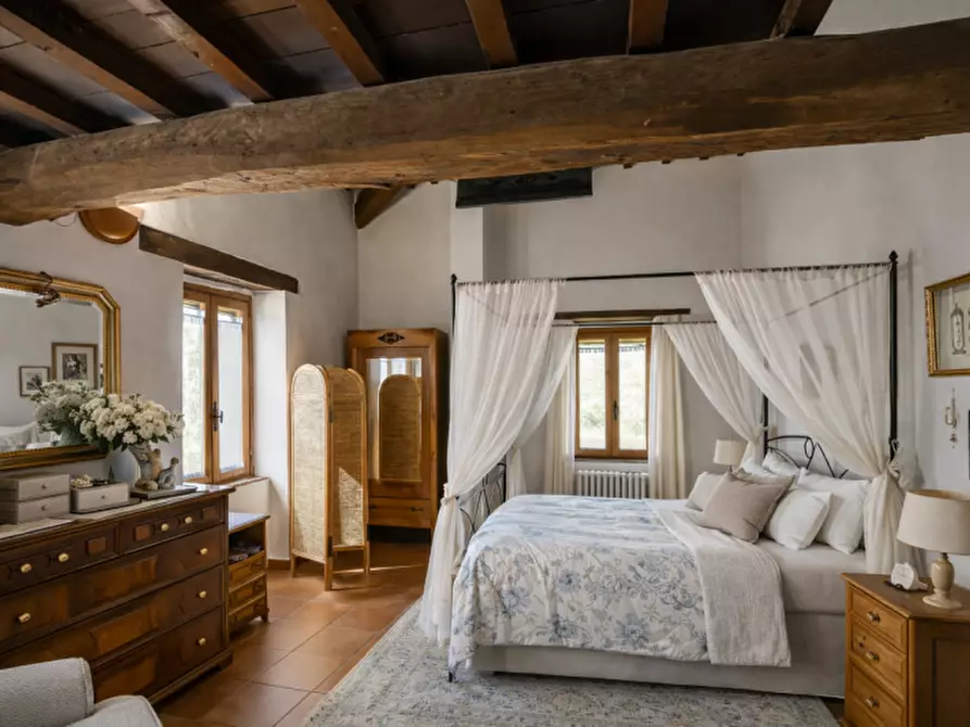 Immagine 10 di Rustico / casale in vendita  a Corciano