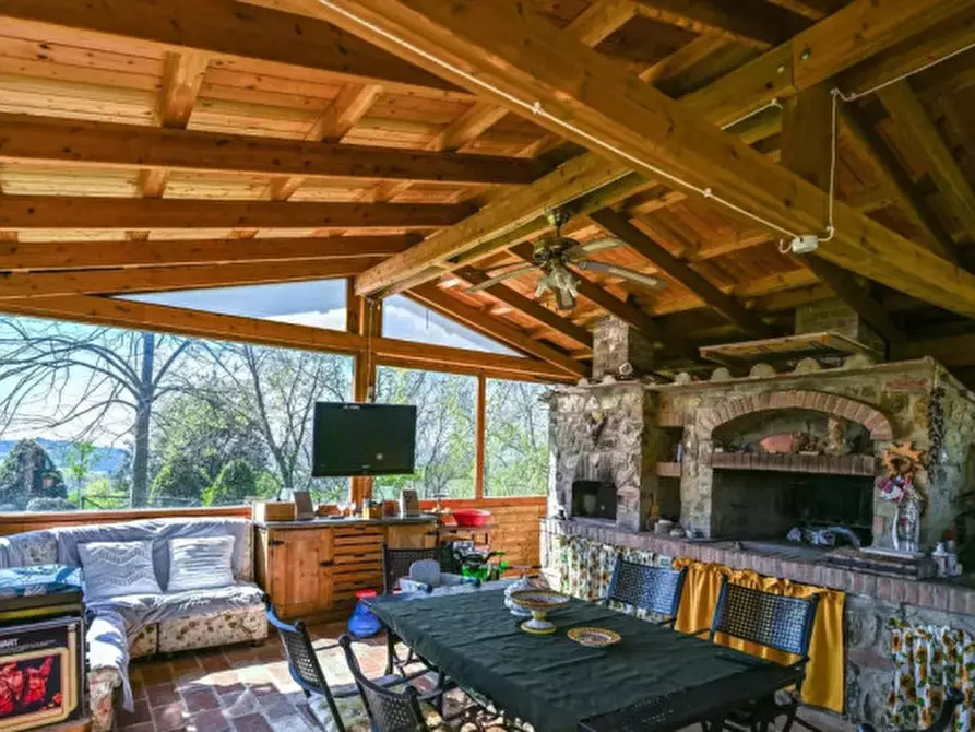 Immagine 13 di Rustico / casale in vendita  a Corciano