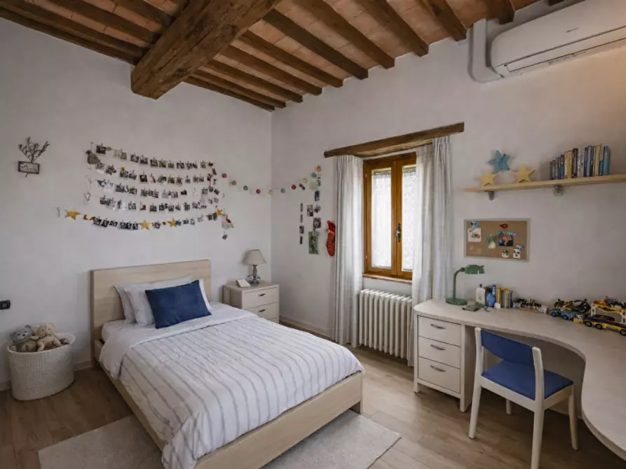 Immagine 17 di Rustico / casale in vendita  a Corciano
