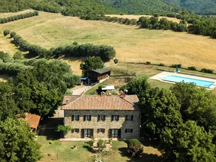 Immagine 18 di Rustico / casale in vendita  a Corciano