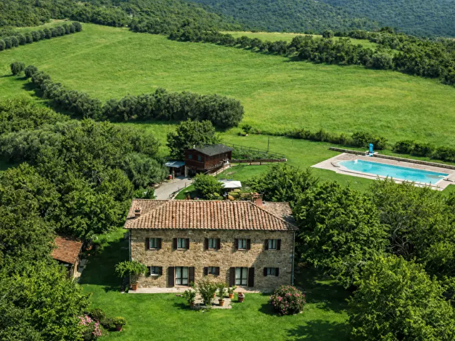 Immagine 28 di Rustico / casale in vendita  a Corciano