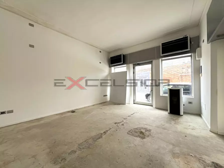 Immagine 1 di Negozio in vendita  in Via G. Matteotti n.20 bis - Cavarzere (VE) a Cavarzere