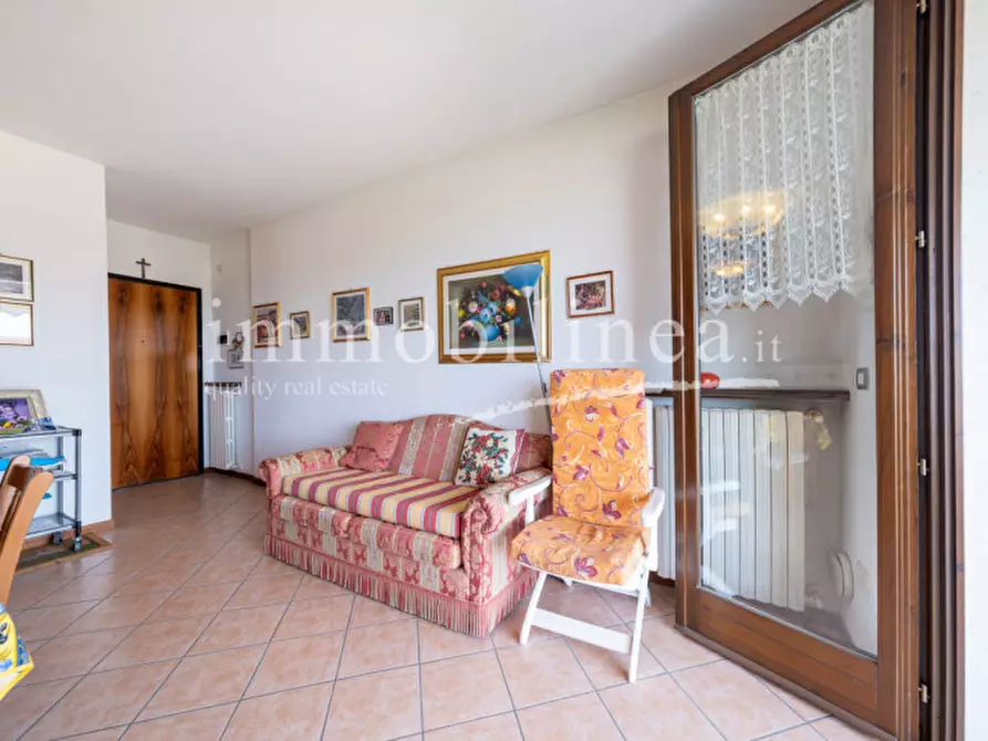 Immagine 23 di Appartamento in vendita  in VIA SAN ZENO Piano 2-3 a Bardolino