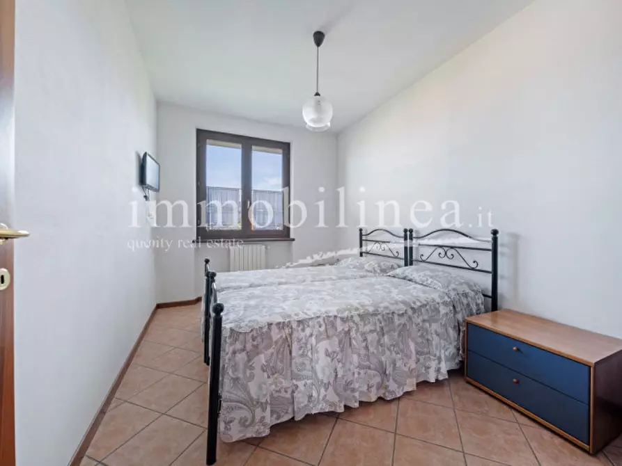 Immagine 39 di Appartamento in vendita  in VIA SAN ZENO Piano 2-3 a Bardolino