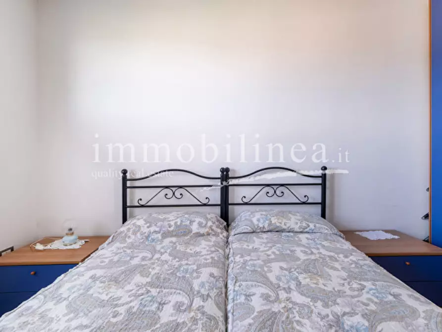 Immagine 41 di Appartamento in vendita  in VIA SAN ZENO Piano 2-3 a Bardolino