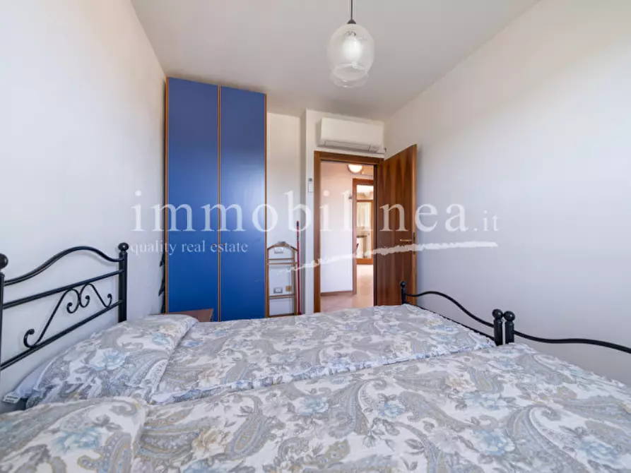 Immagine 42 di Appartamento in vendita  in VIA SAN ZENO Piano 2-3 a Bardolino