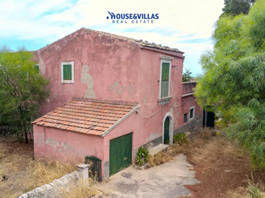 Immagine 5 di Villa in vendita  in contrada gioi a Noto