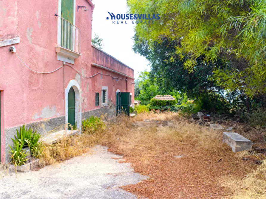 Immagine 6 di Villa in vendita  in contrada gioi a Noto