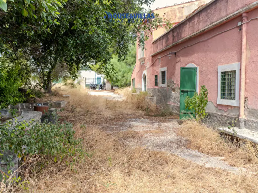 Immagine 8 di Villa in vendita  in contrada gioi a Noto