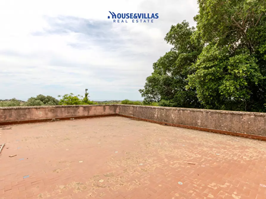 Immagine 38 di Villa in vendita  in contrada gioi a Noto