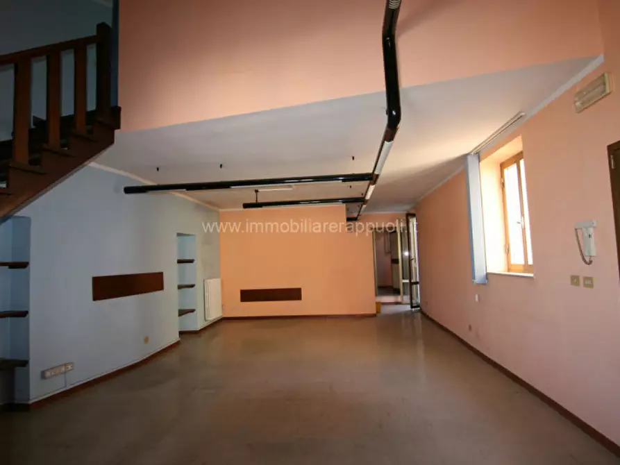 Immagine 1 di Appartamento in vendita  a Sinalunga