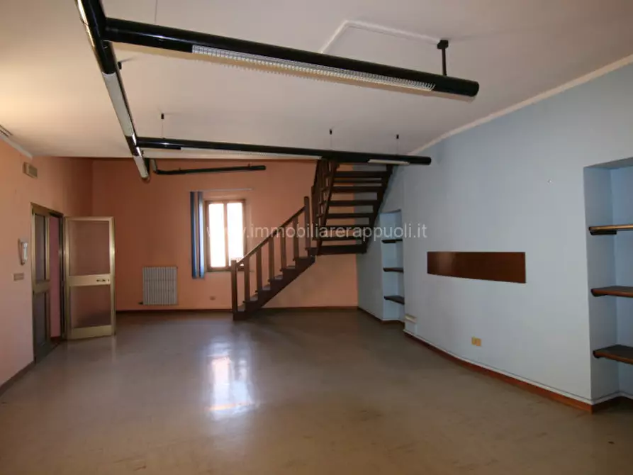 Immagine 2 di Appartamento in vendita  a Sinalunga