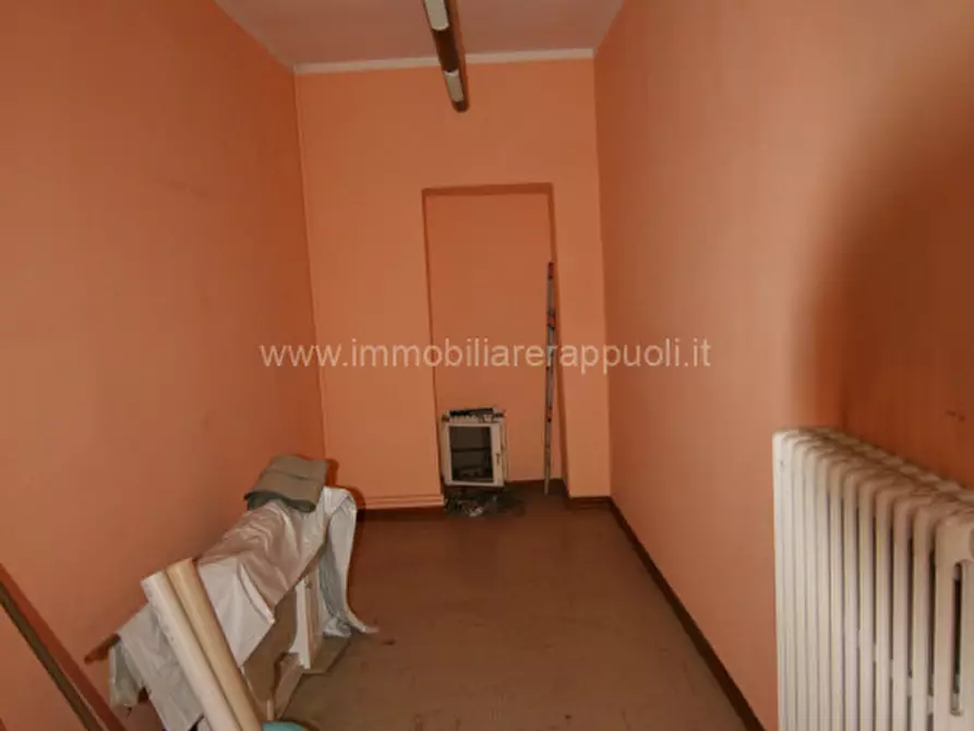 Immagine 3 di Appartamento in vendita  a Sinalunga