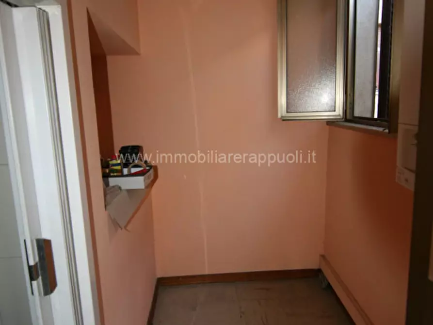 Immagine 7 di Appartamento in vendita  a Sinalunga