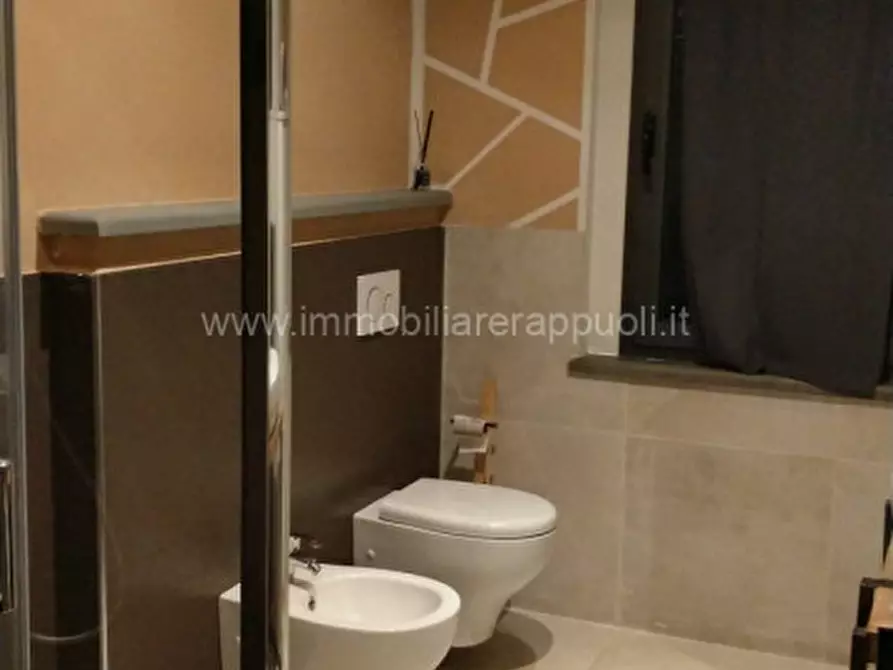 Immagine 10 di Casa indipendente in vendita  a Sinalunga